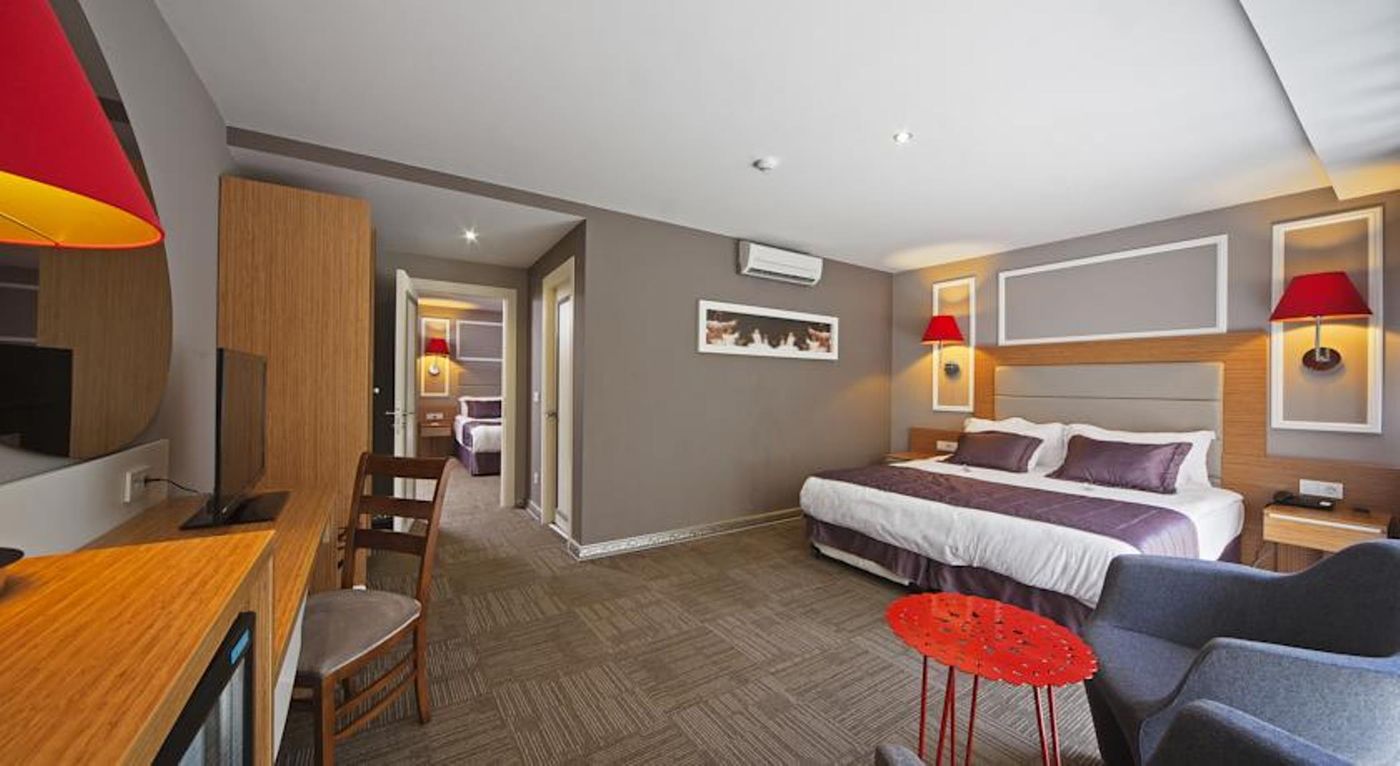 All-Seasons-Hotel-Room-8