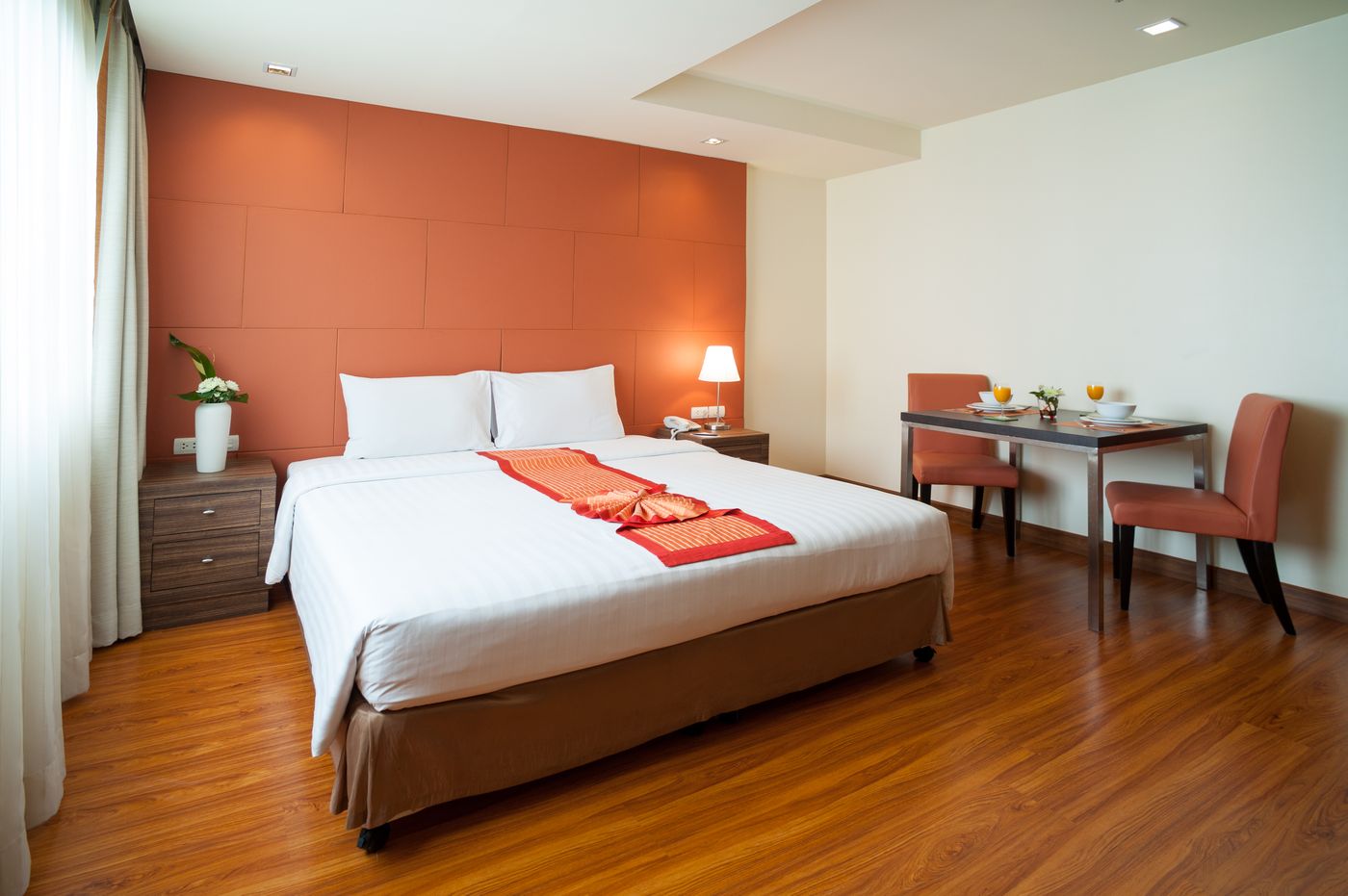Aspen-Suites-Sukhumvit-2-Room-22