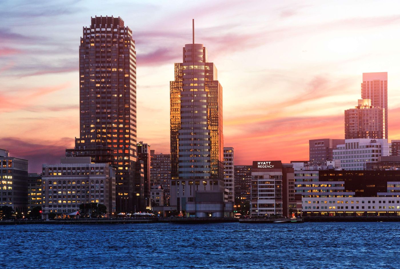 Hyatt-Regency-Jersey-City-on-the-Hudson-General-view-40