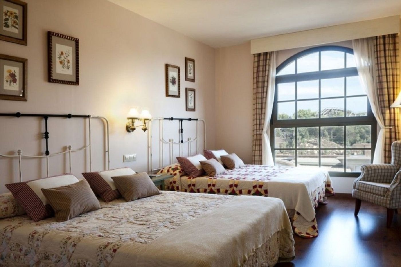 PortAventura-Hotel-Gold-River---Theme-Park-Room-25