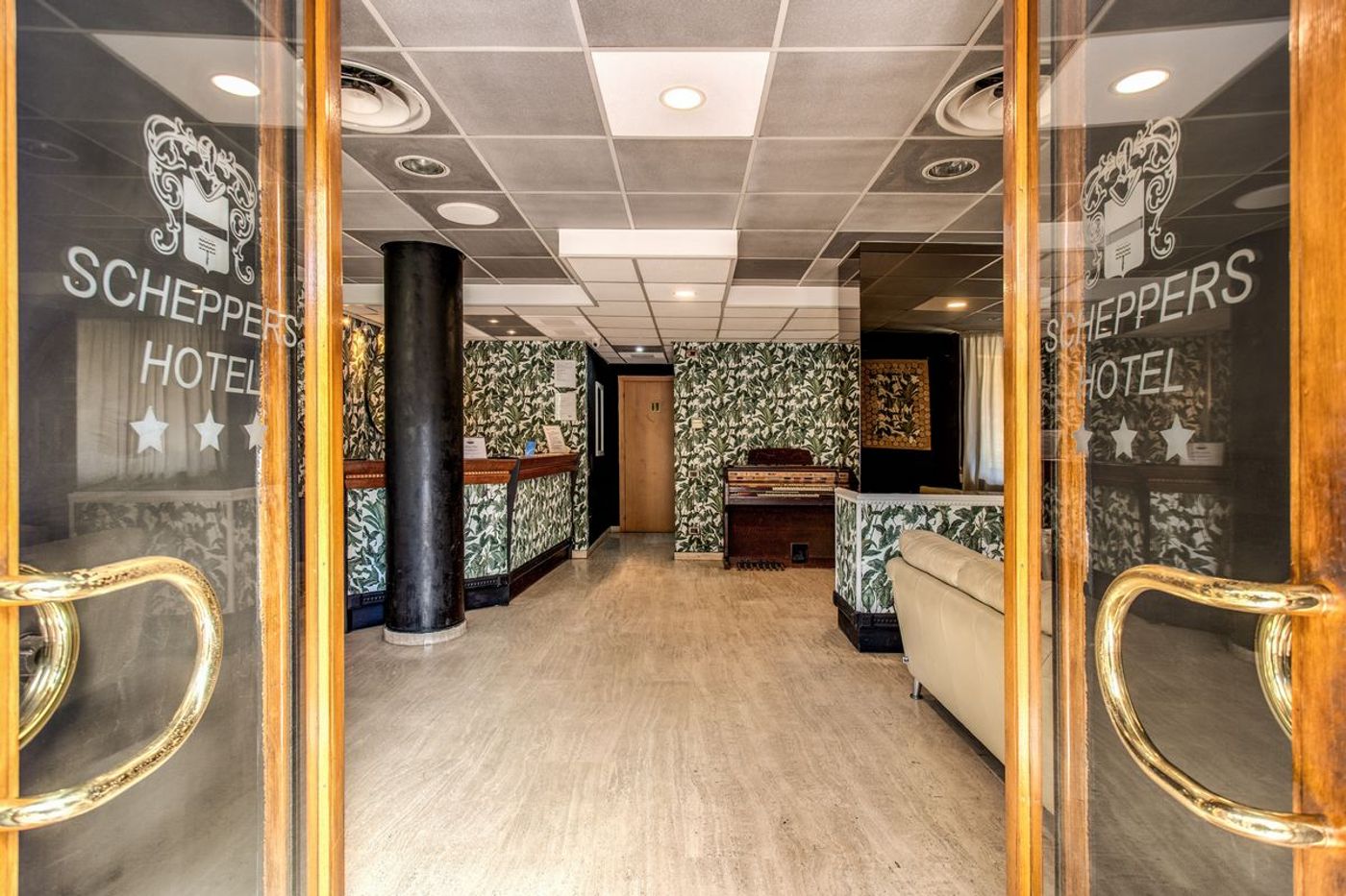 Scheppers Hotel-Italy-ROME-Lobby-10