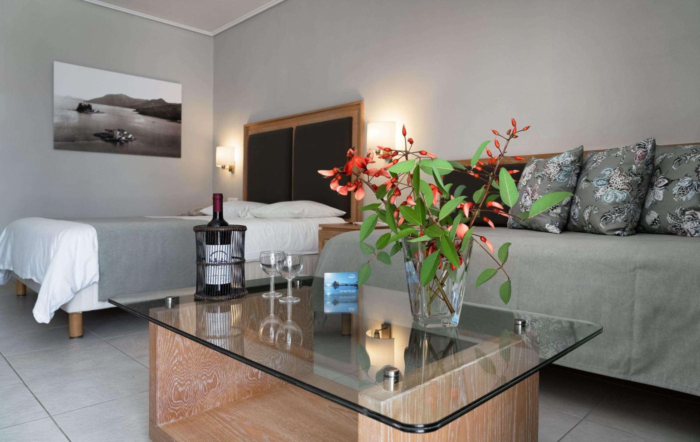 Kontokali-Bay-Room-40