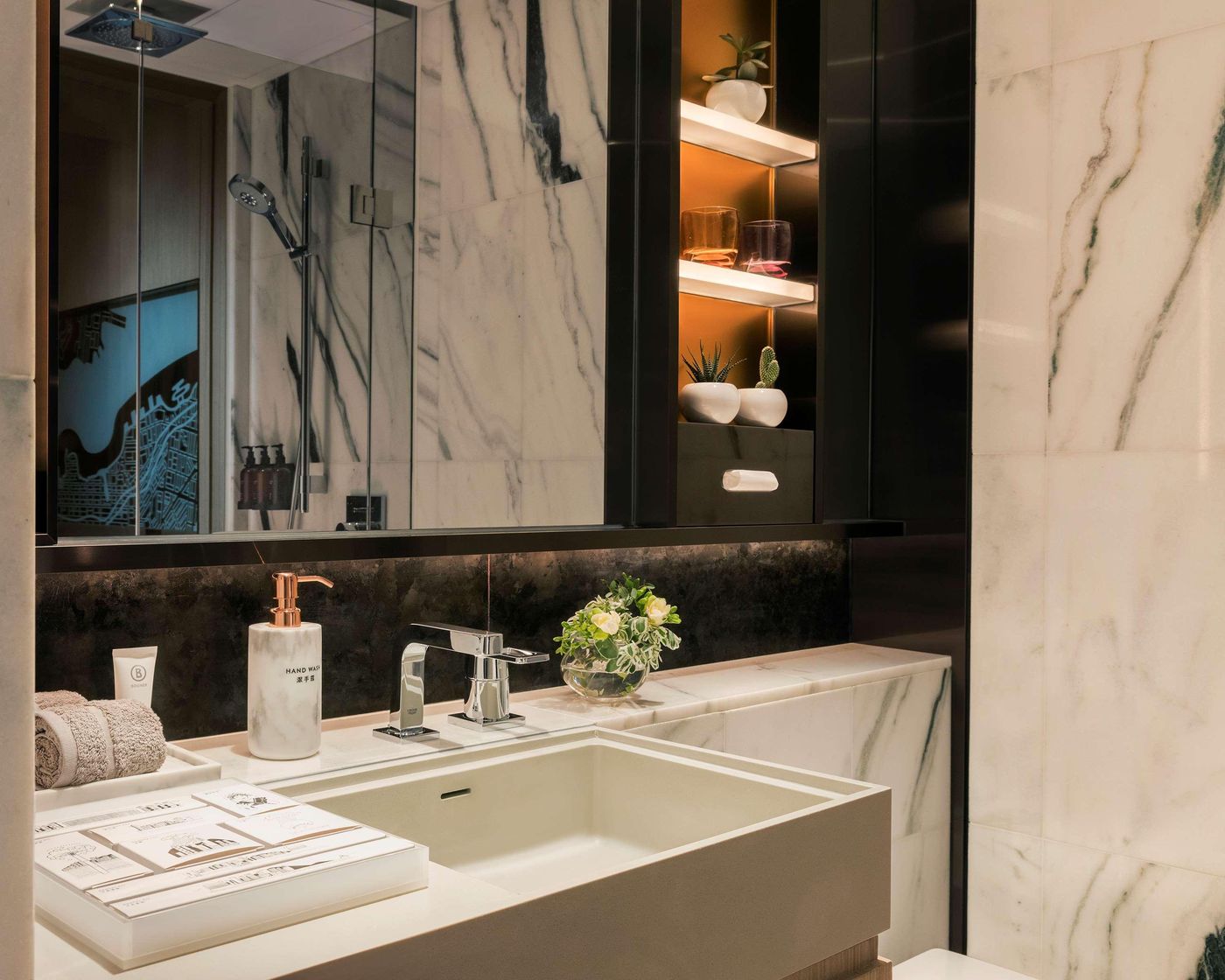 Hyatt-Centric-Victoria-Harbour-Room-27