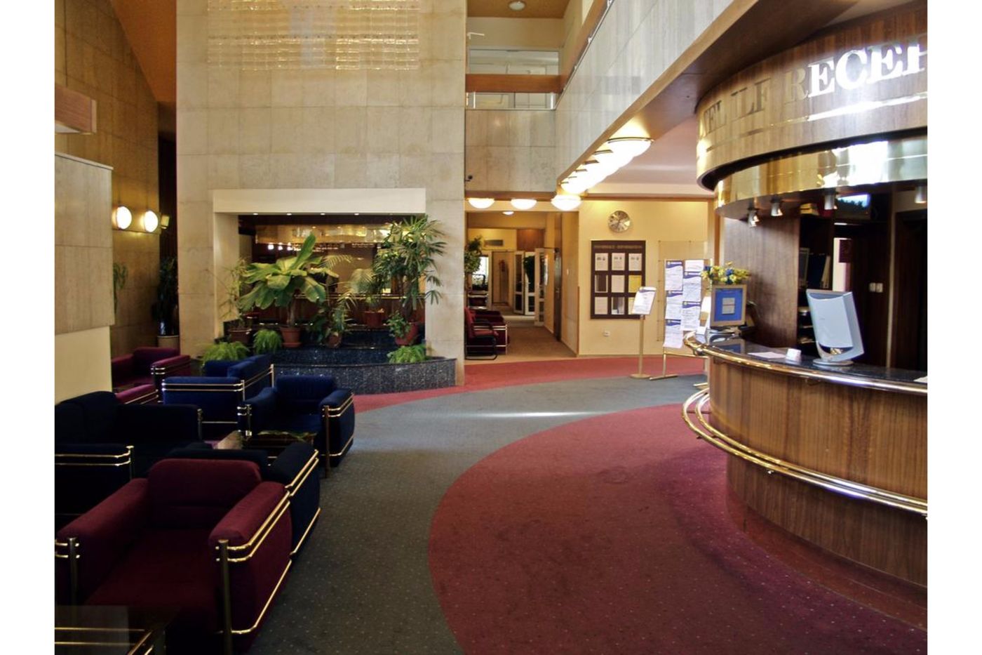 ILF-Hotel-Prague-Lobby-3