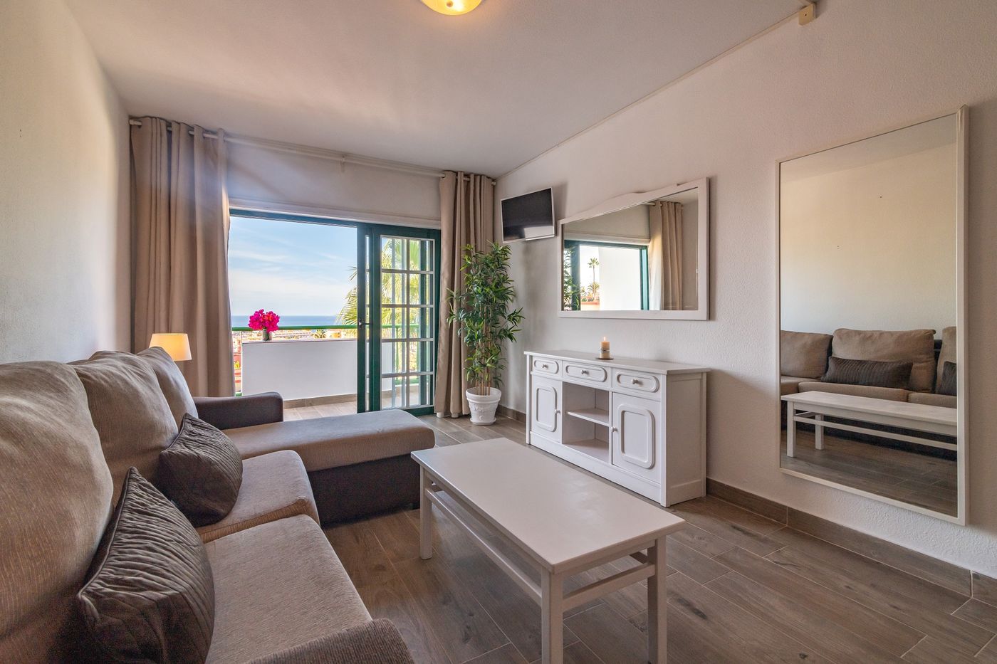 Neptuno-Costa-Adeje-Room-20