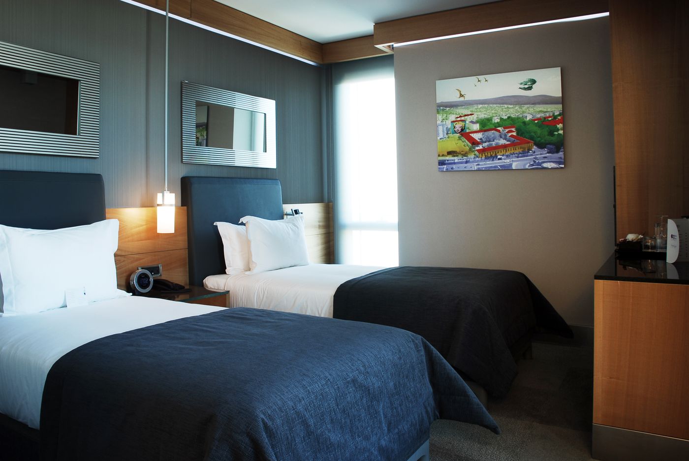 Point-Hotel-Barbaros-Room-4