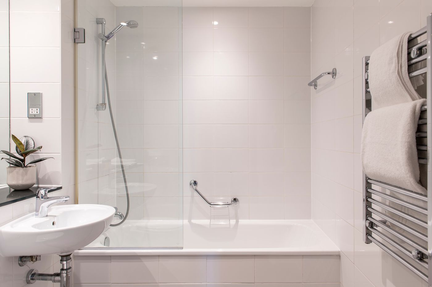 Cove - Paradise Street, Liverpool ONE-United Kingdom-LIVERPOOL-Room-9