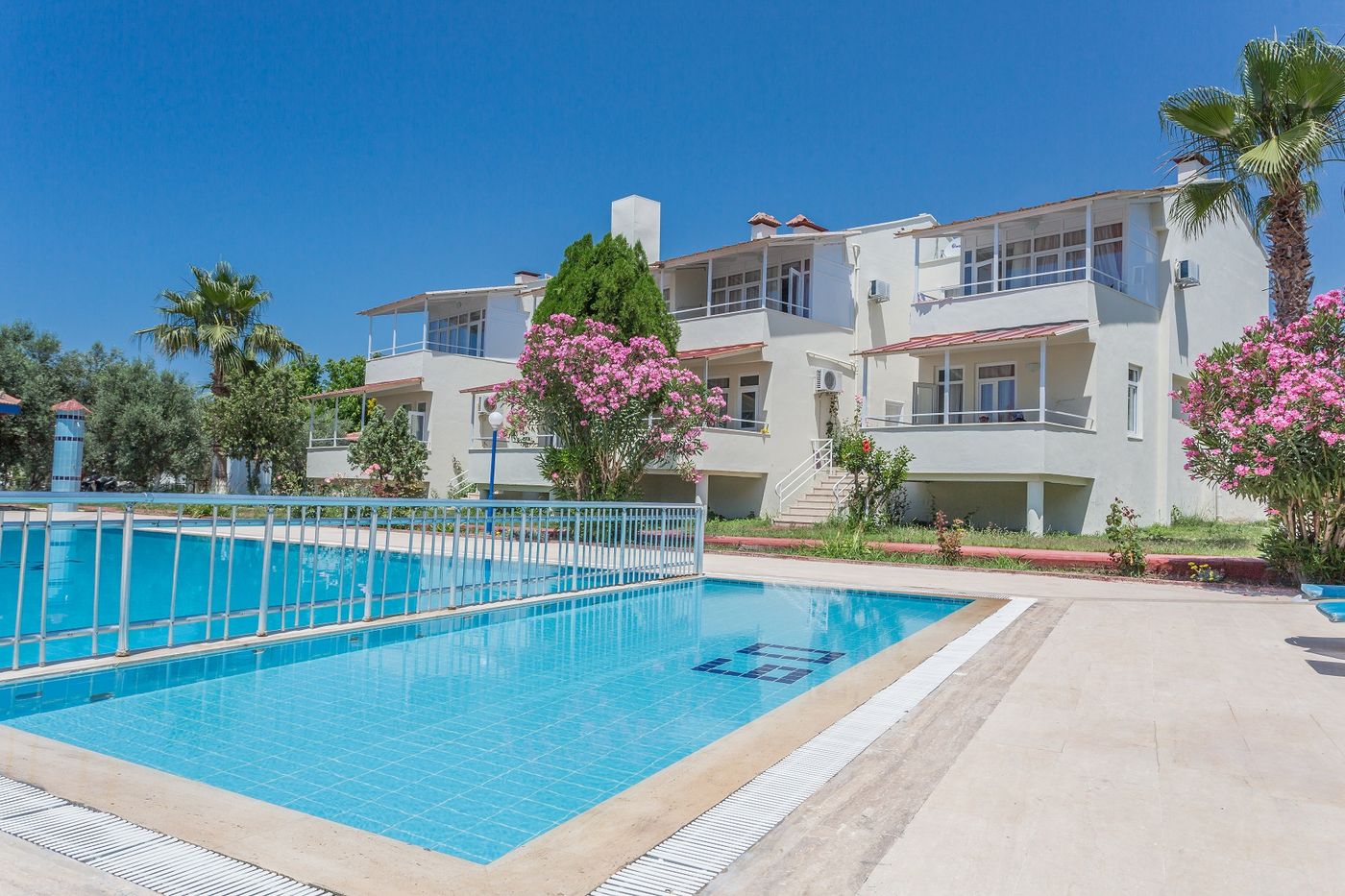 Blue Heaven Beach Apart