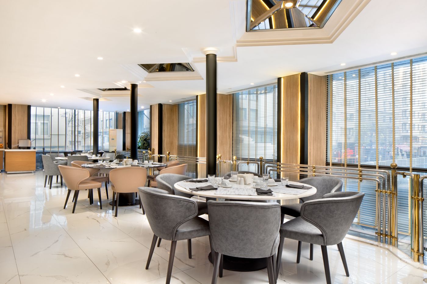 Golden-Age-Restaurant-10