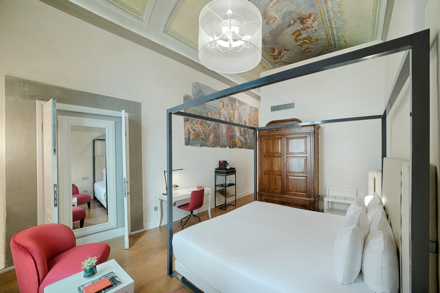 NH-Collection-Firenze-Porta-Rossa-Room-4