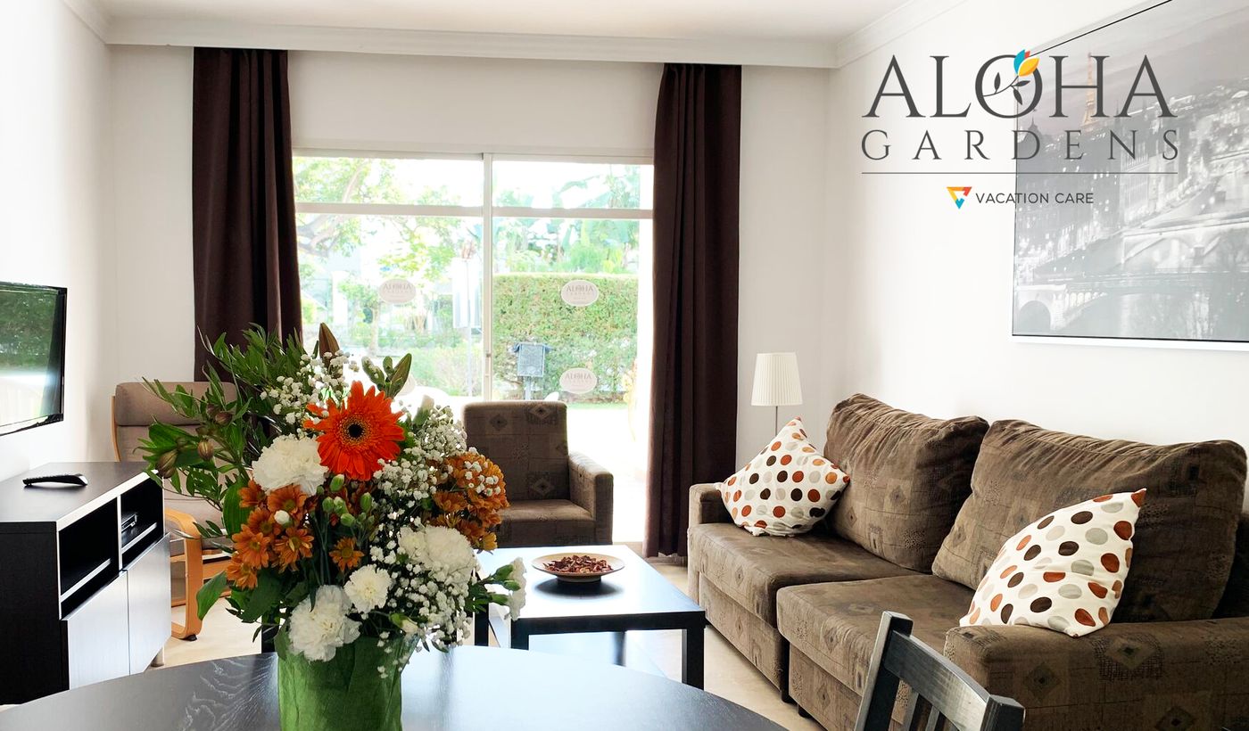 Aloha-Gardens-Room-35