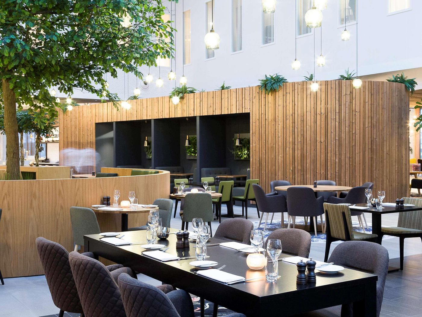 Novotel-Amsterdam-Schiphol-Airport-Restaurant-34