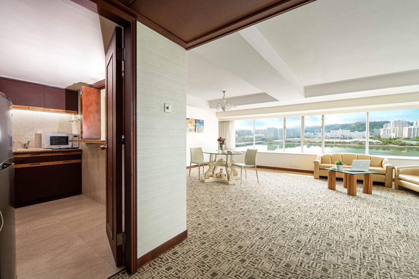 Regal-Riverside-Room-48