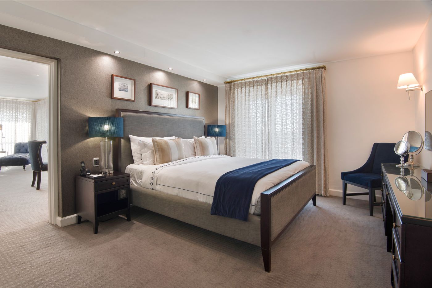 The-Commodore-Room-37