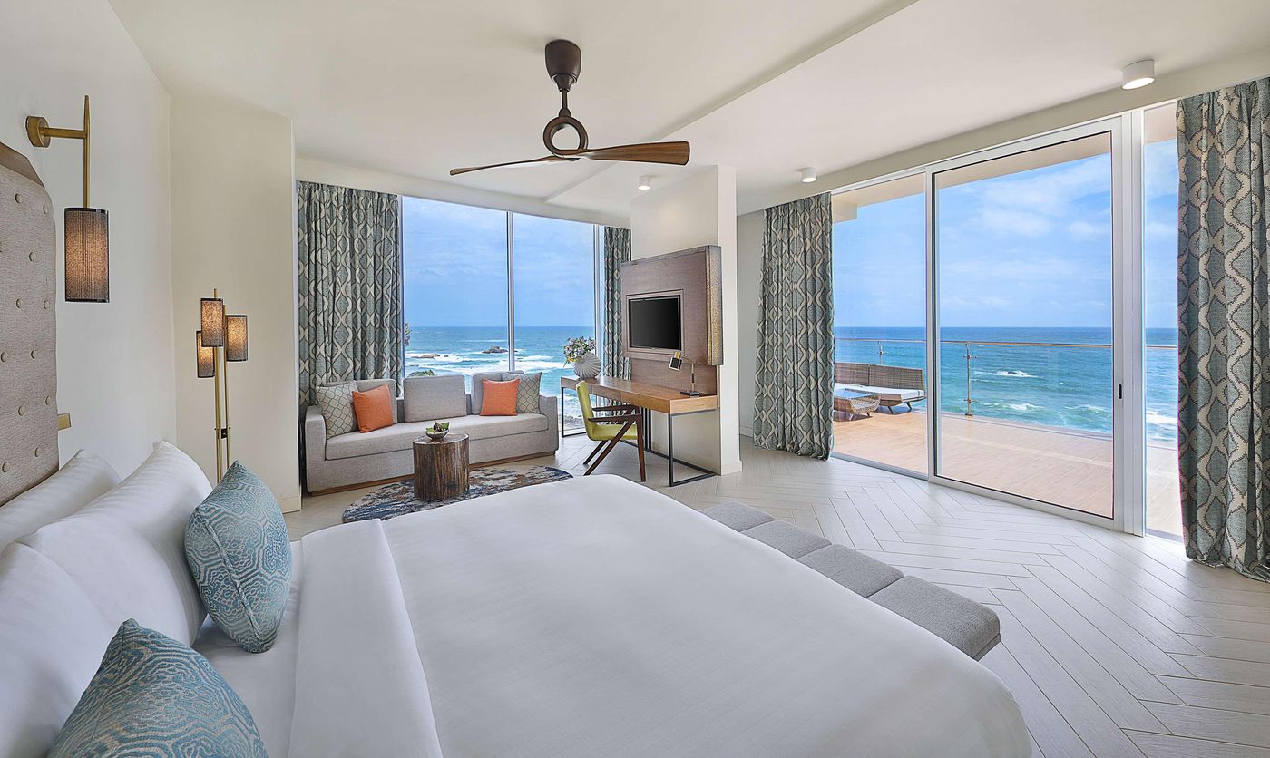 Radisson-Blu-Resort-Galle-Room-12