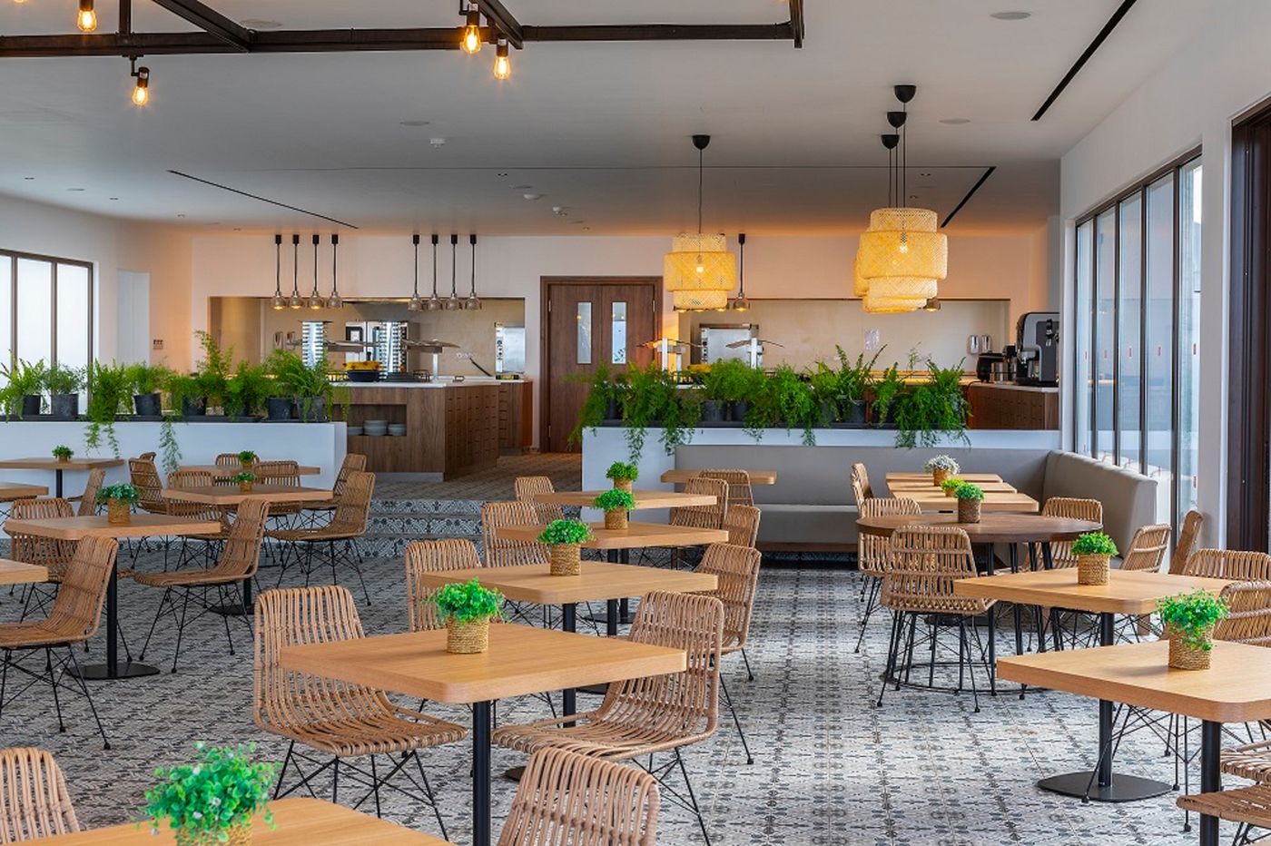 Leonardo-Plaza-Cypria-Maris-Beach-Hotel---Spa---Adults-Only-Restaurant-52