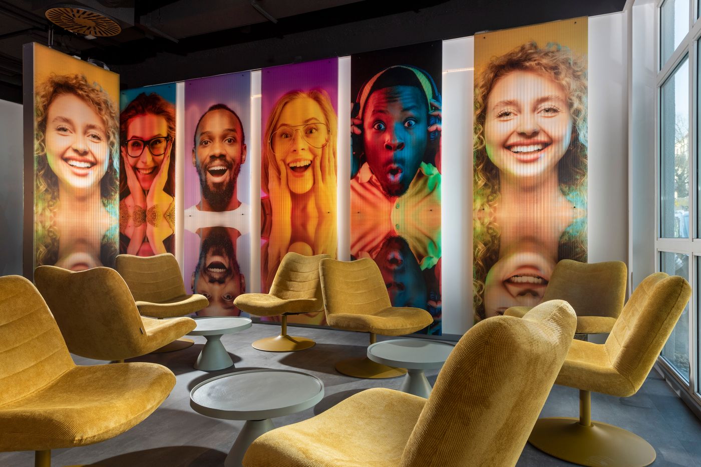 ibis-Styles-Berlin-Treptow-Lobby-17