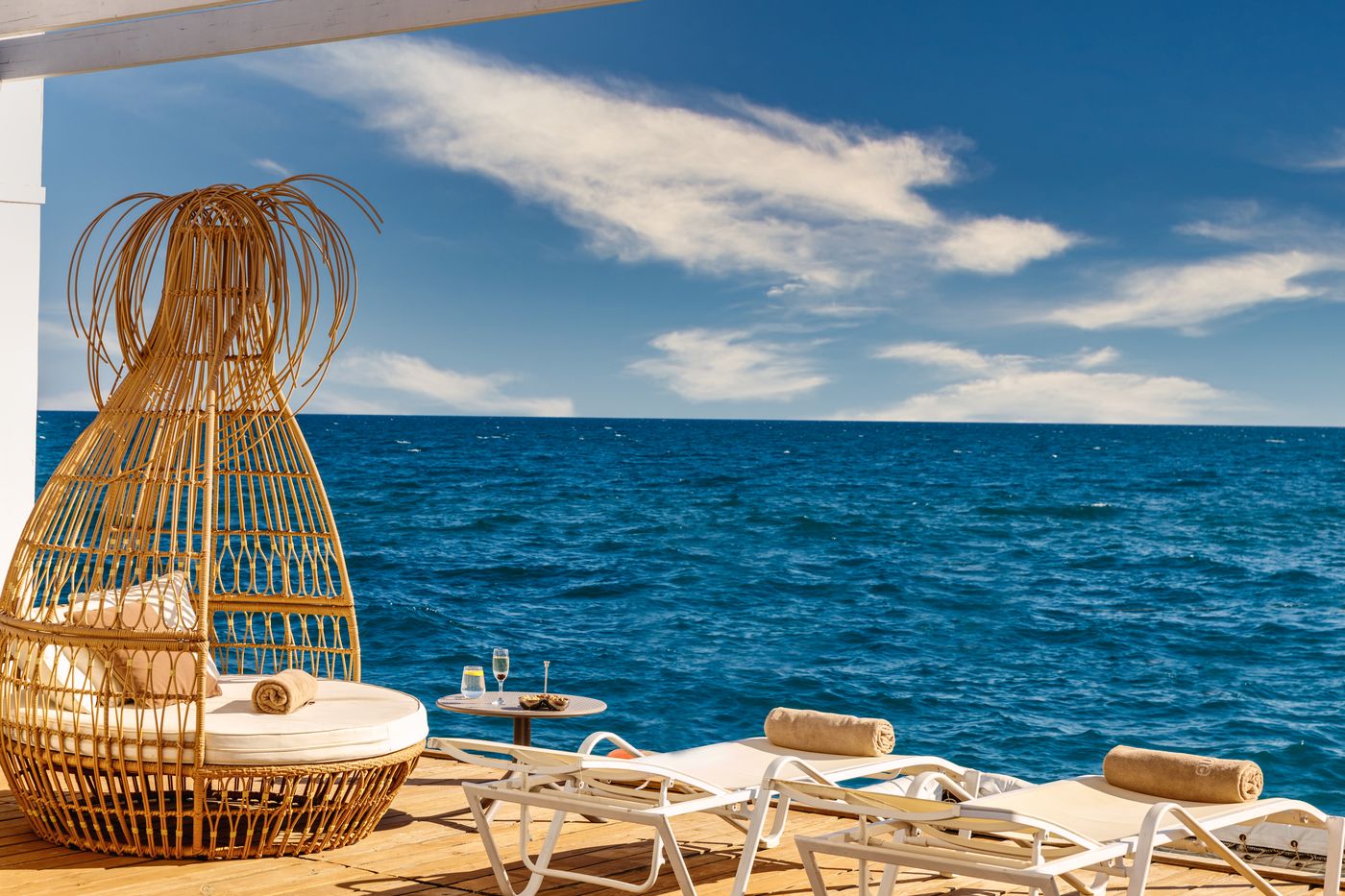 Kempinski-Hotel-The-Dome-Beach-86