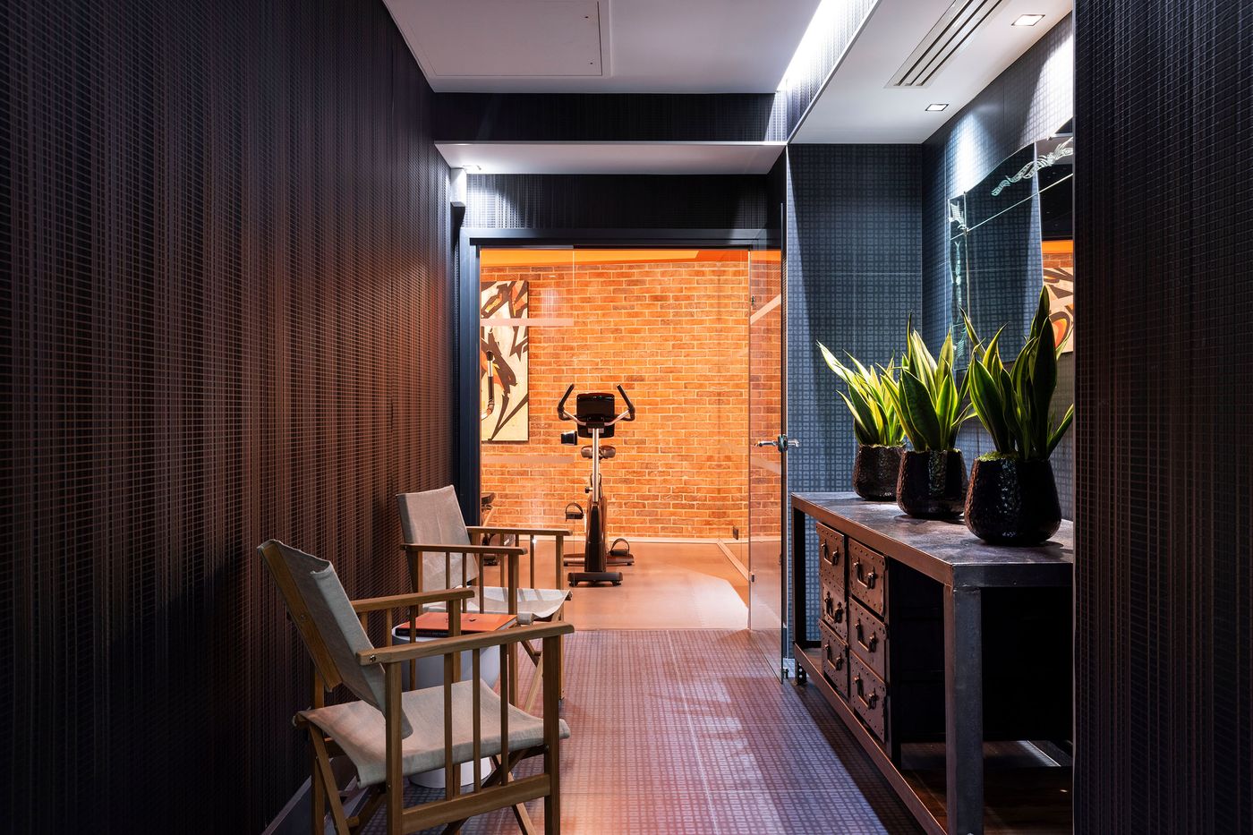 Fabric-Hotel-Sports-and-Entertainment-41