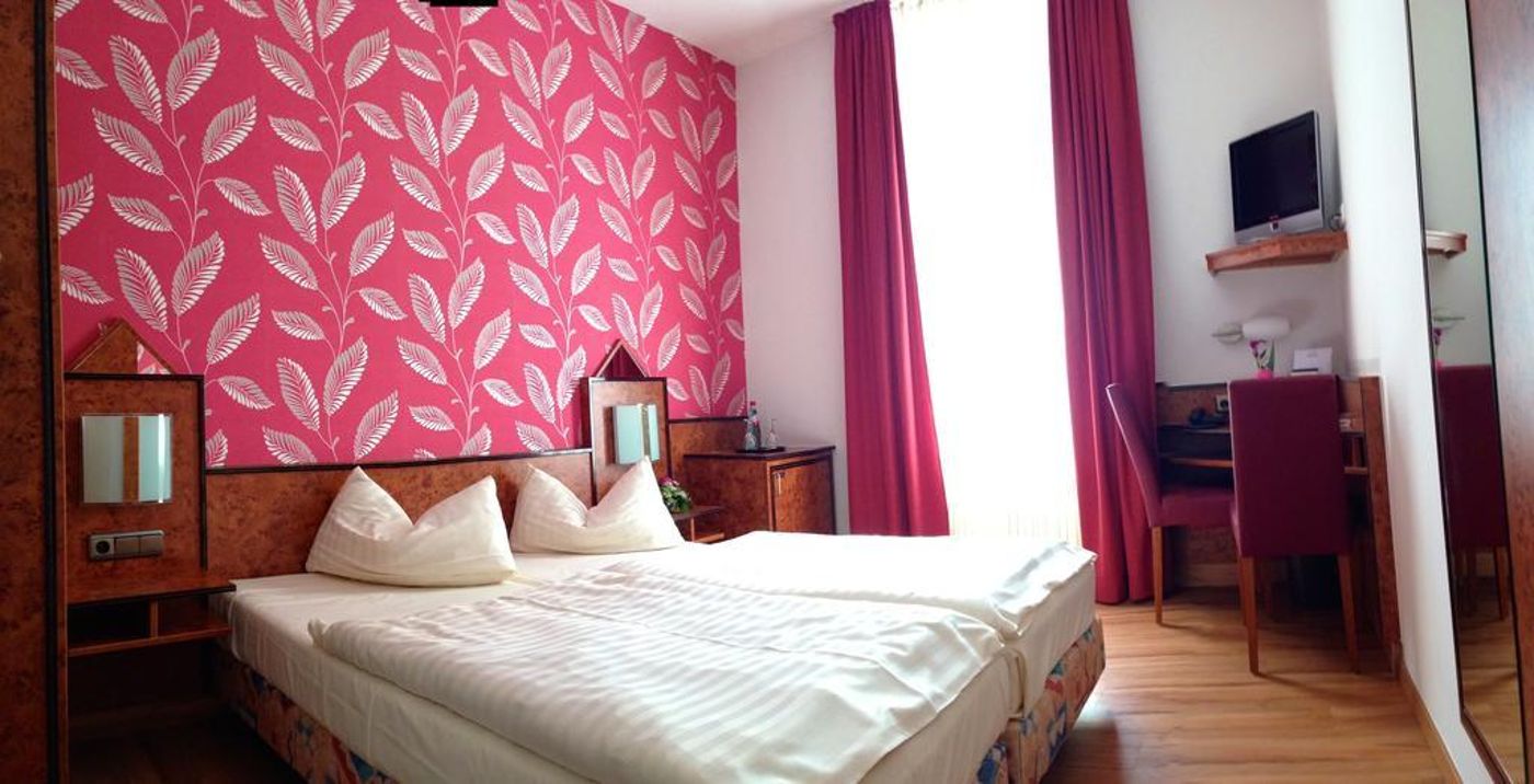 Miramar - Germany - FRANKFURT - General view - 1