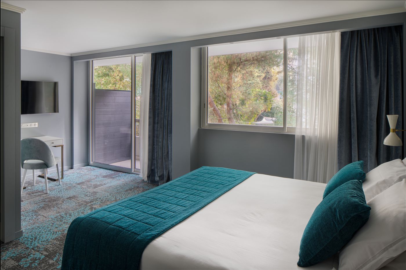 Juliana-Cannes-Room-21