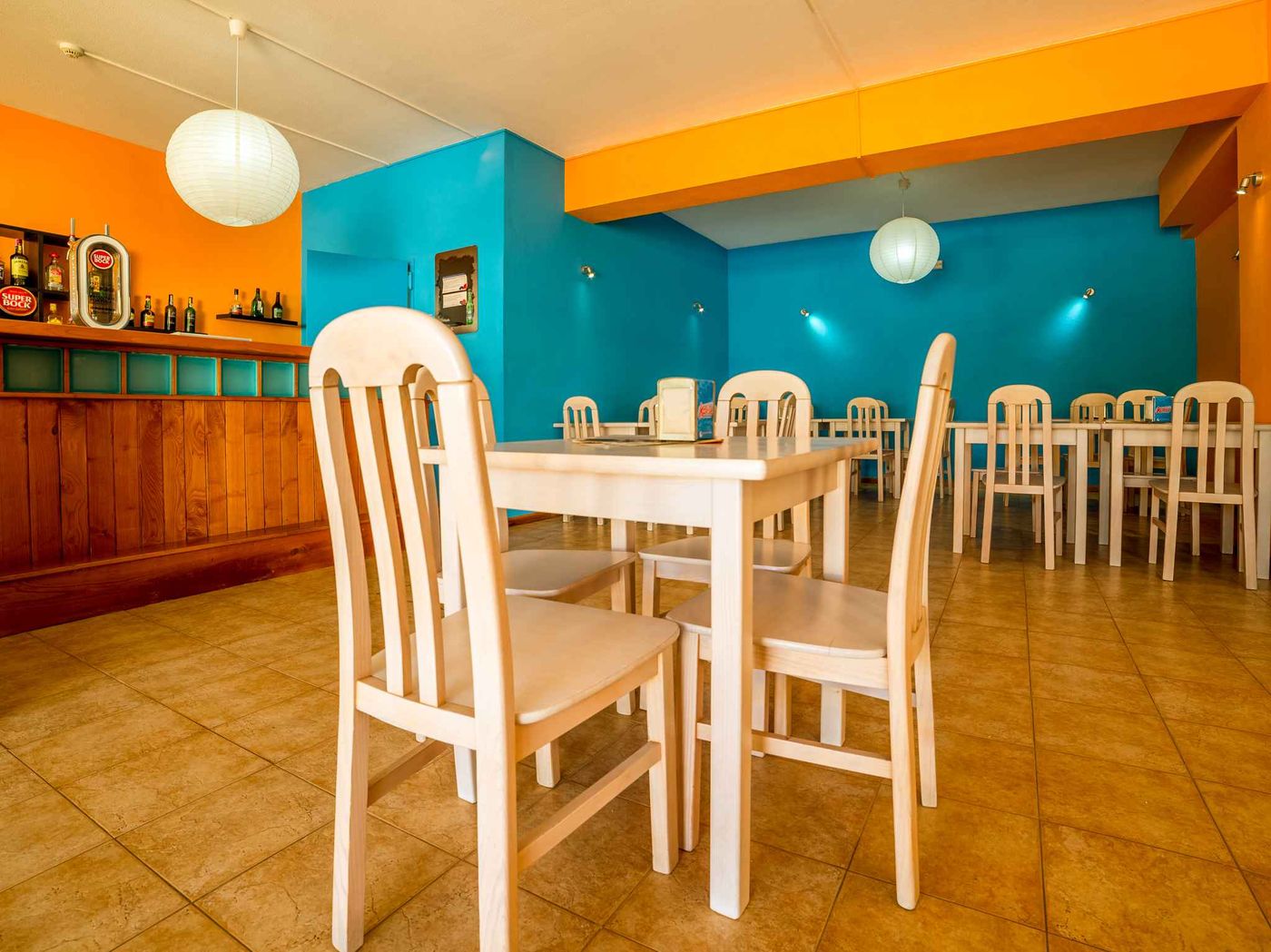 Flor-Da-Rocha-Apartments-Bar-31