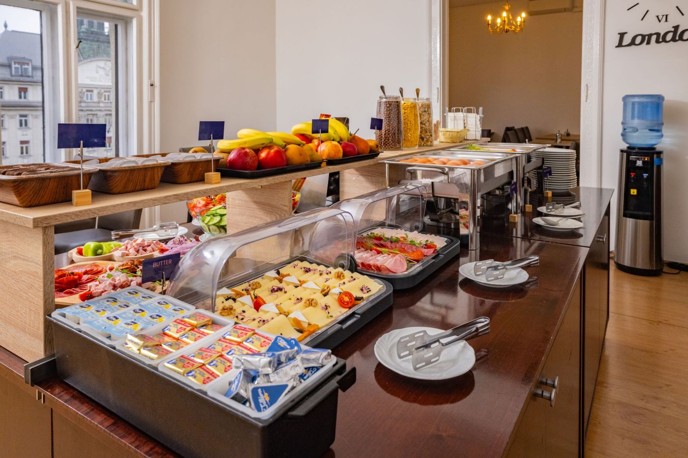 City-Hotel-Matyas-Restaurant-26