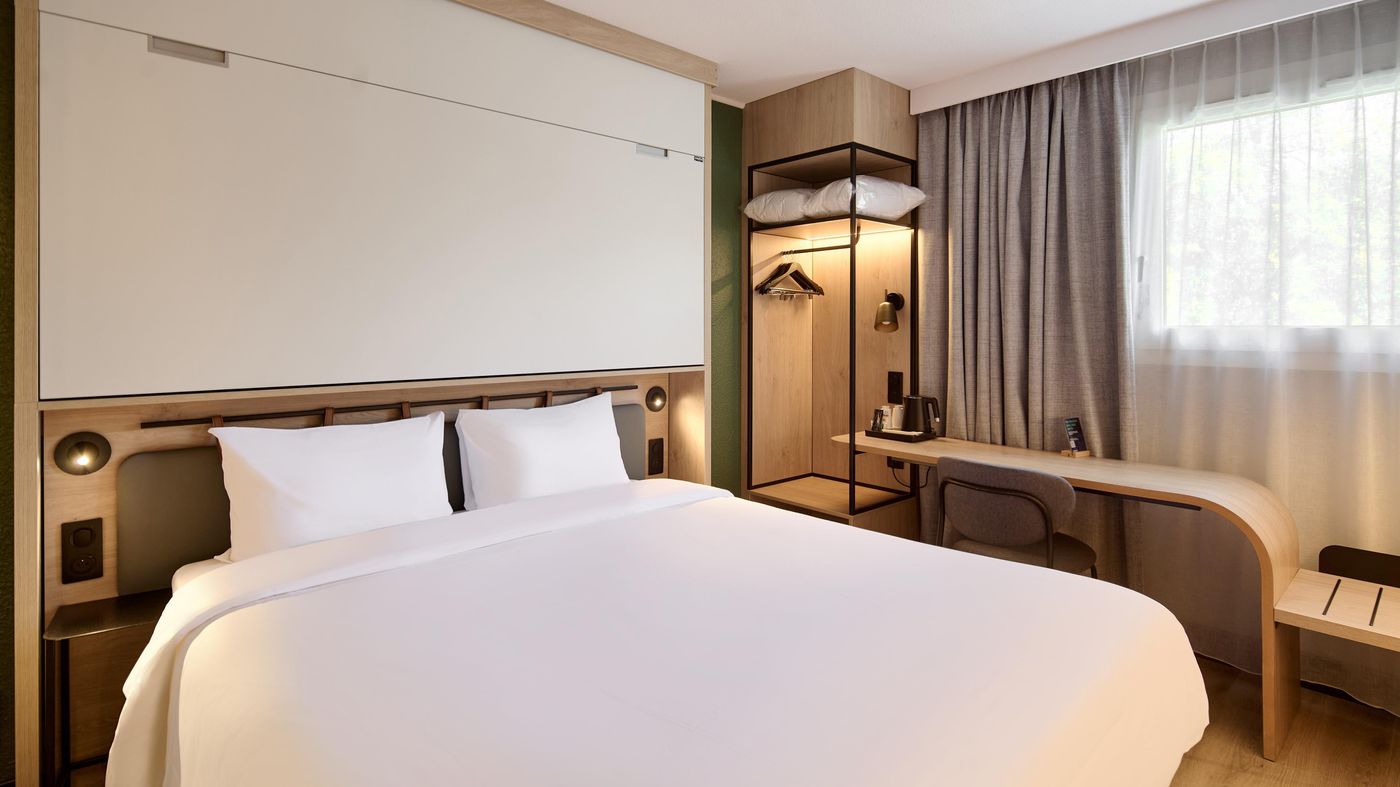 Campanile-Paris-Ouest---Nanterre---La-Defense-Room-9