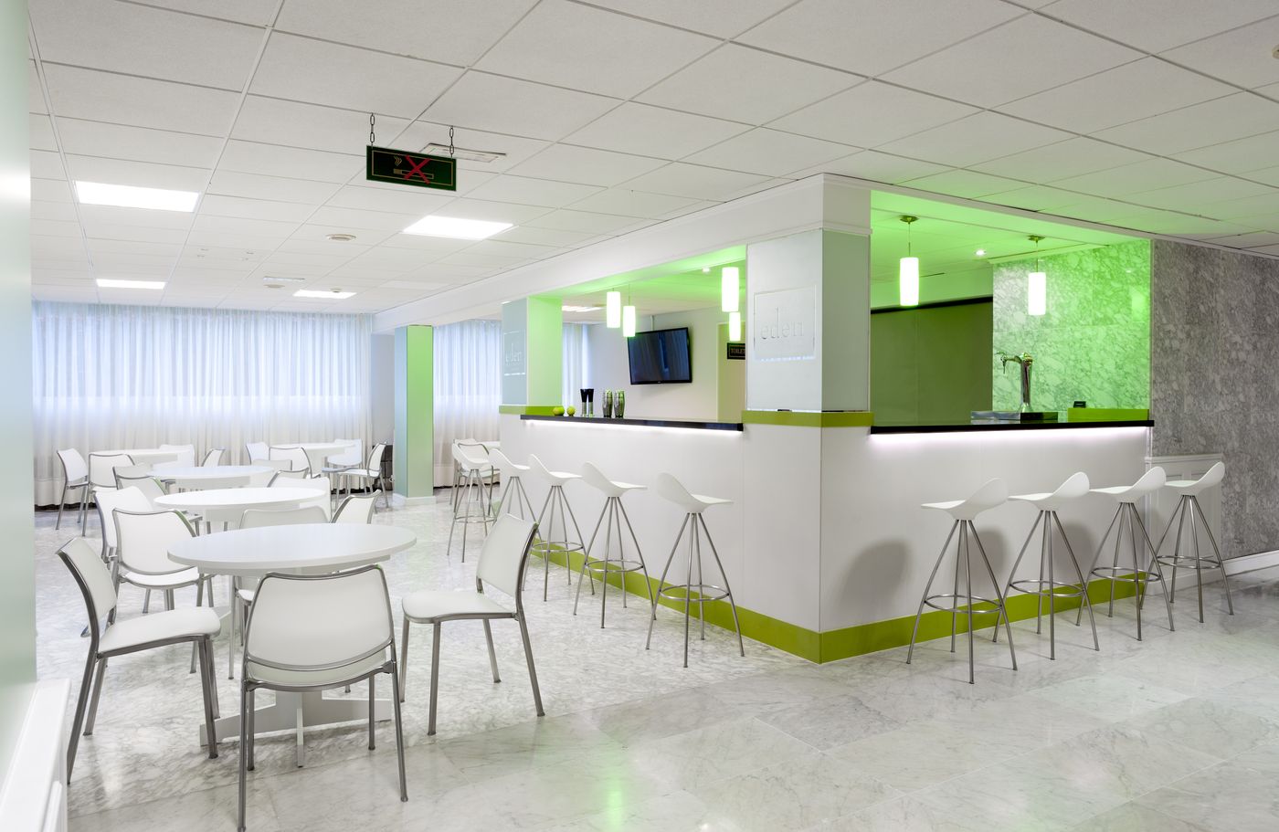 Parque-Vacacional-Eden-Lobby-37