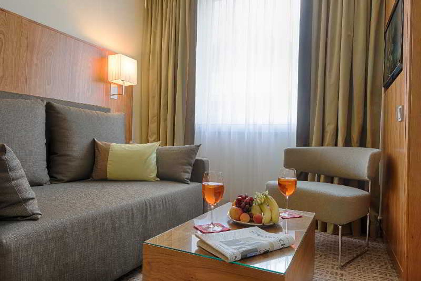 K-K-Hotel-am-Harras-Room-31