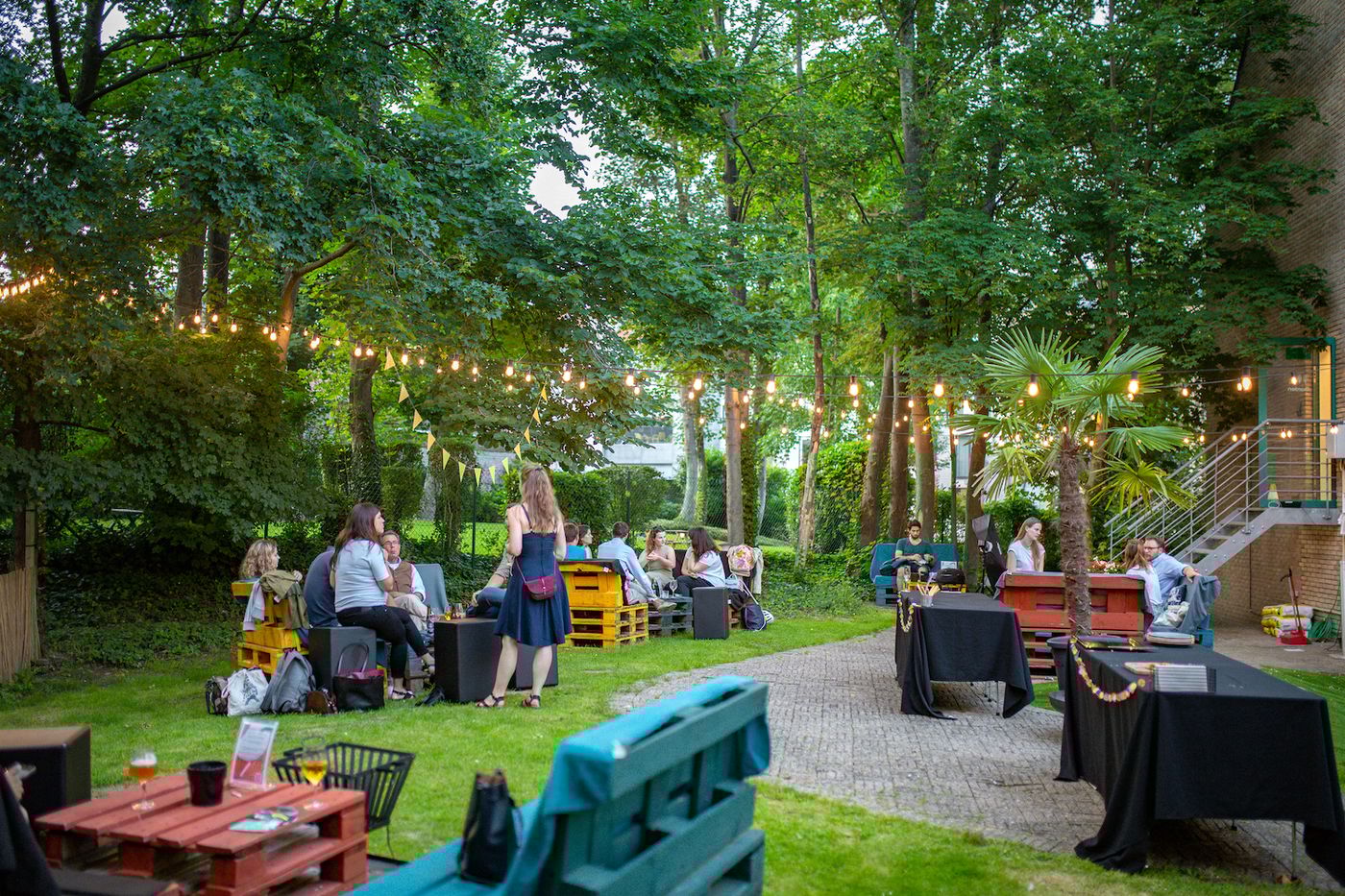 B-B-Hotel-Brussels-Centre-Louise-Terrace-39