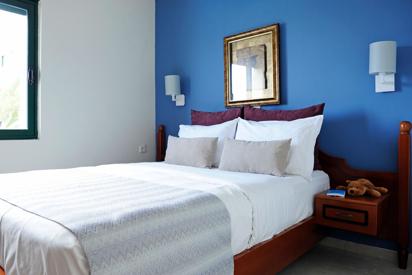 Atlantica Caldera Bay