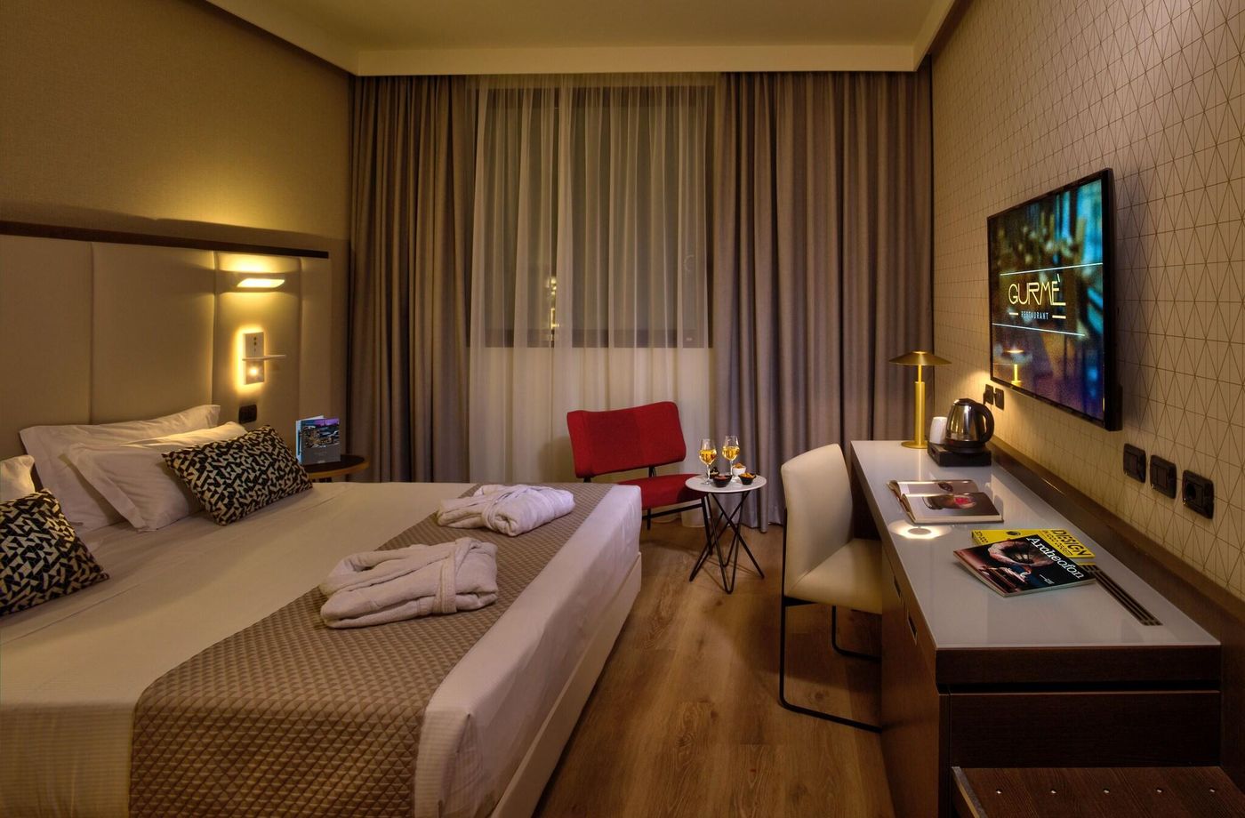 Aemilia Hotel Bologna - Italy - Bologna - Room - 10