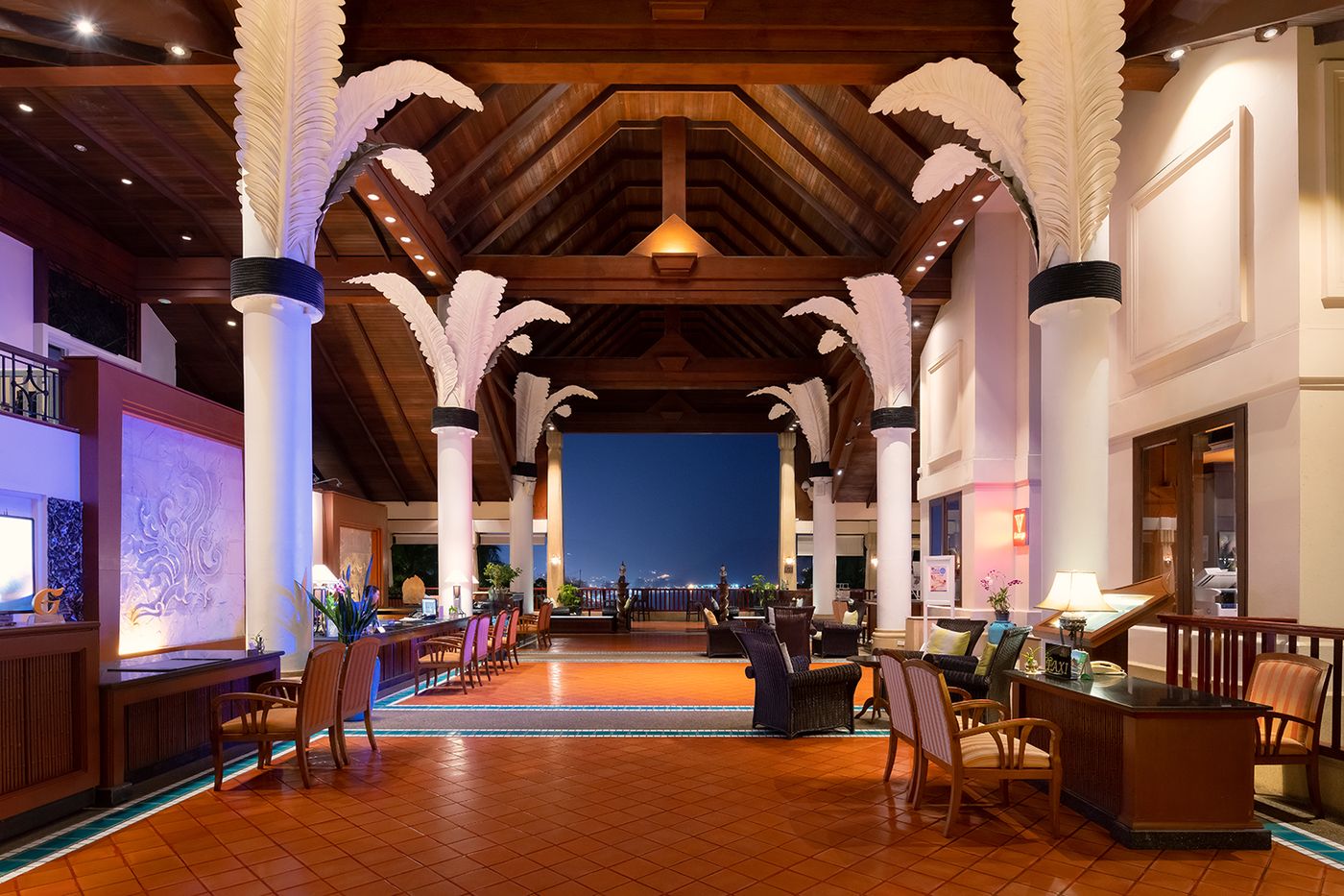 Novotel-Phuket-Resort-Lobby-59