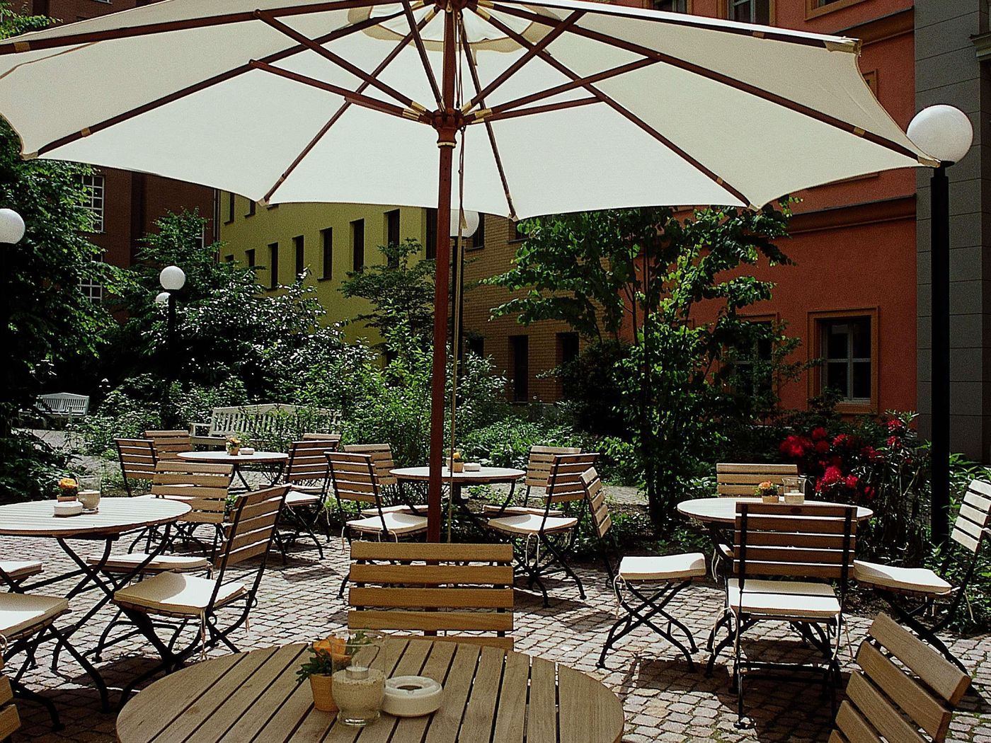 Mercure----Residenz-Berlin-Checkpoint-Charlie-General-view-71