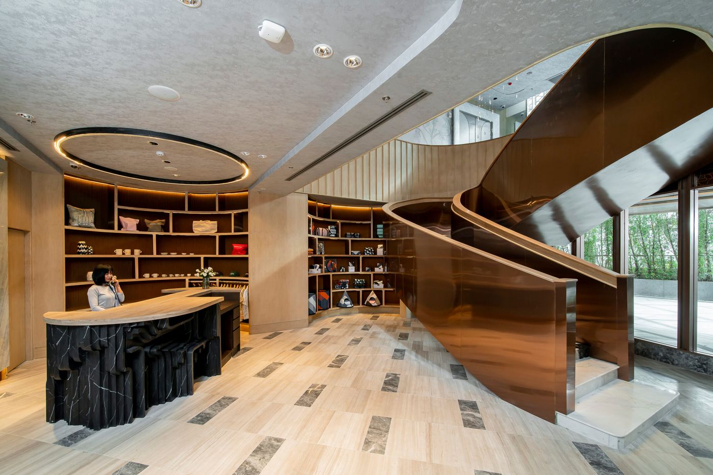 The-Salil-Hotel-Riverside-Bangkok-Lobby-5