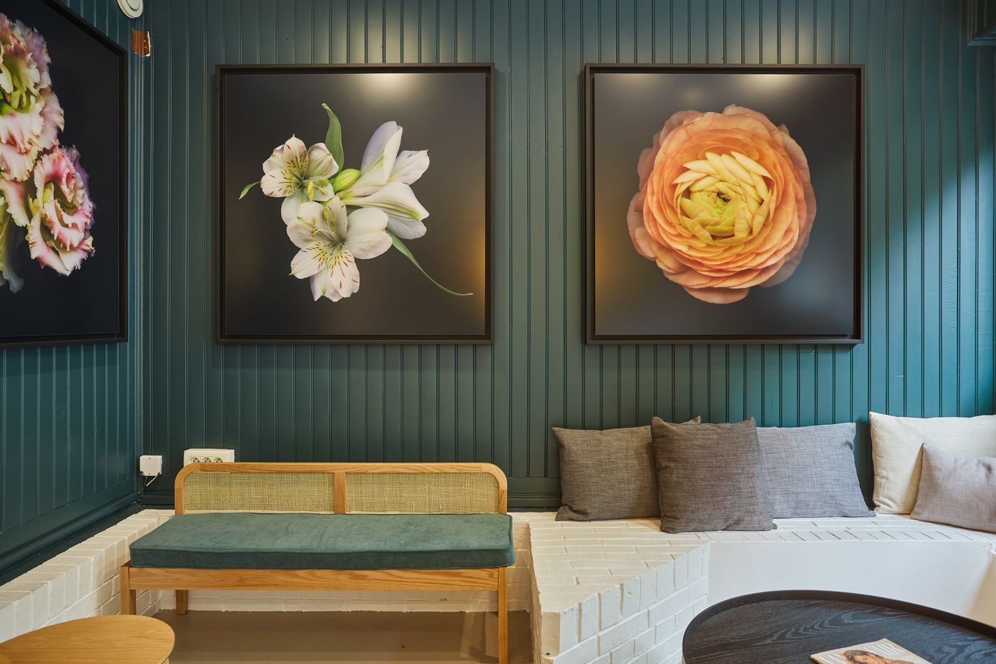 HOTEL-BEAUQUARTIER-MONTMARTRE-Lobby-4