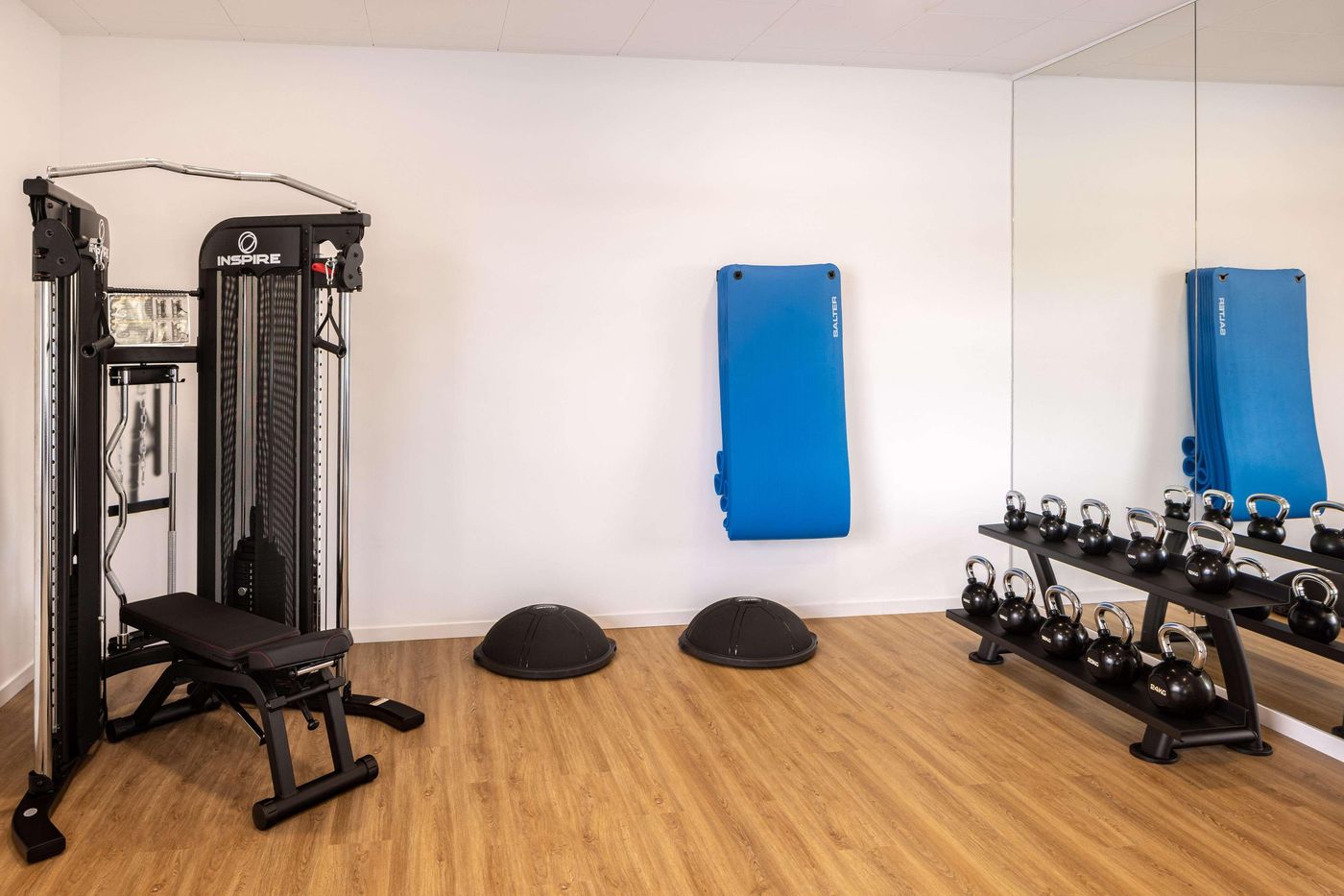 H-Top-Olympic-Sports-and-Entertainment-37