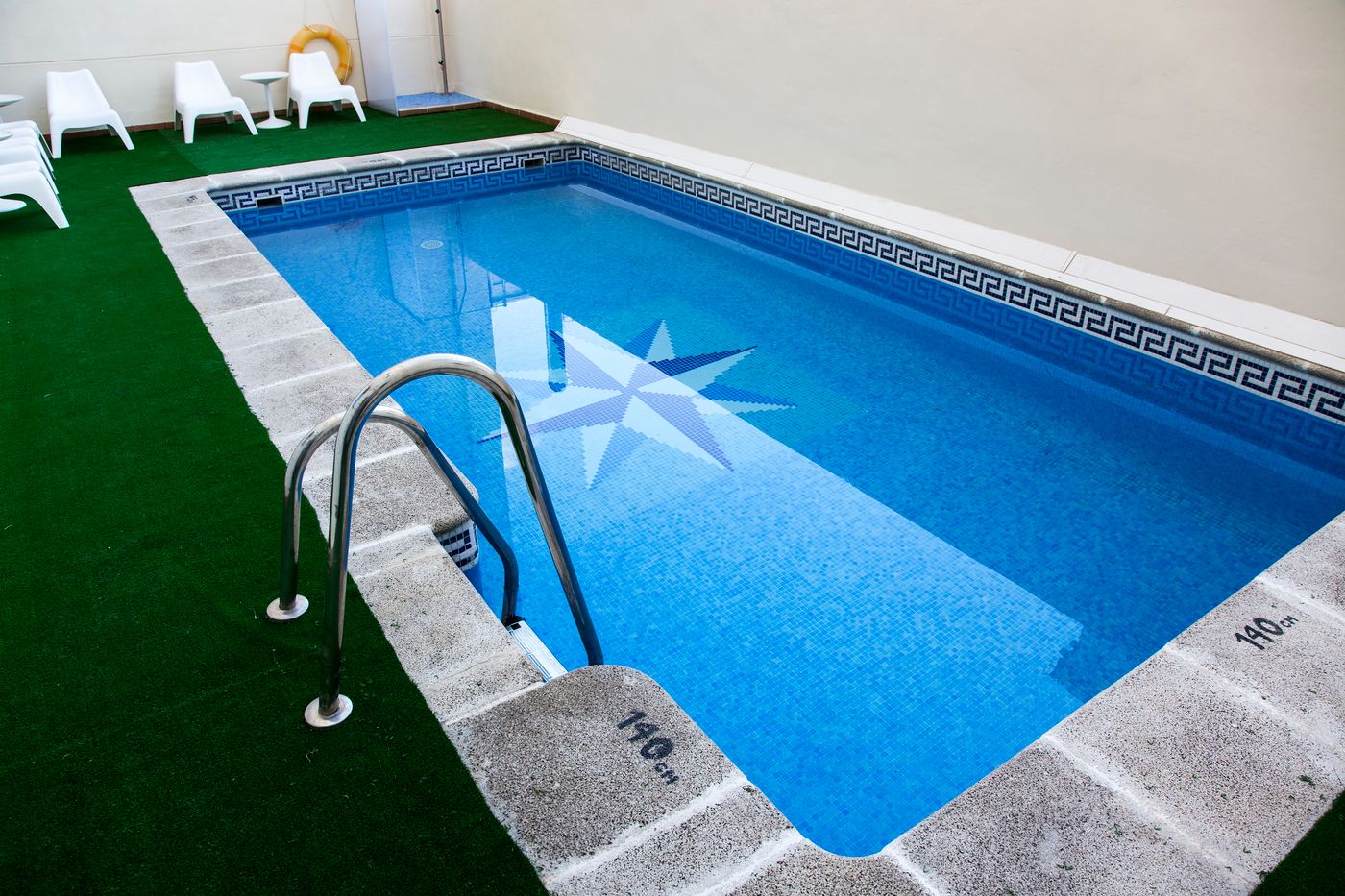 Toboso-Almu-ecar-Pool-2