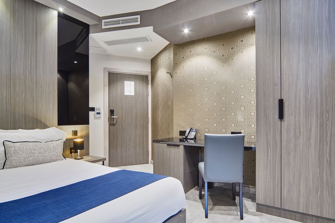 The-District-Hotel-Room-6