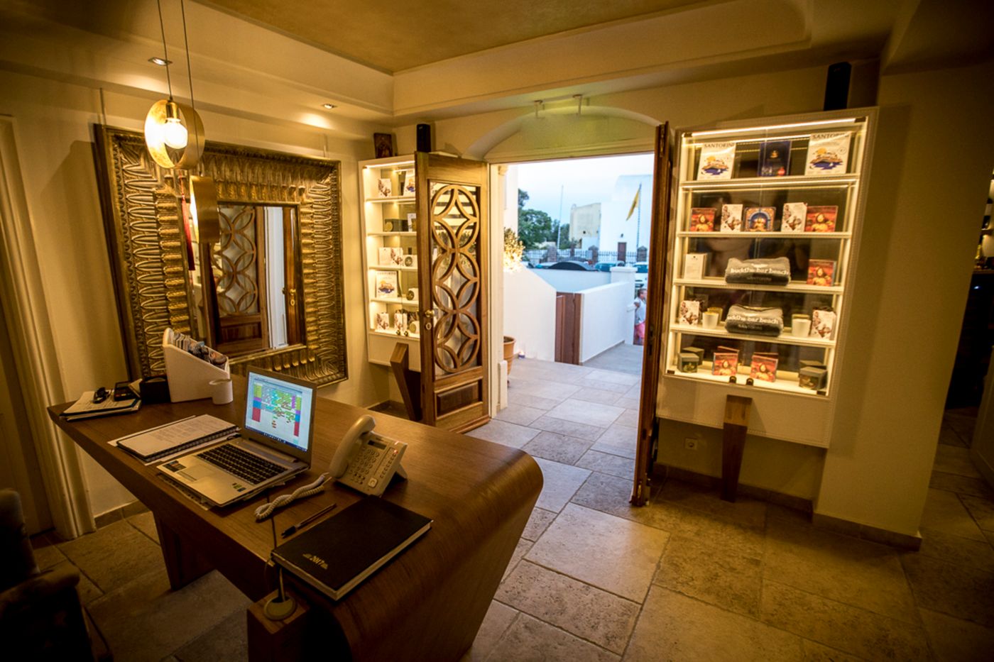 La-Maltese-Caldera-Concept-Lobby-10