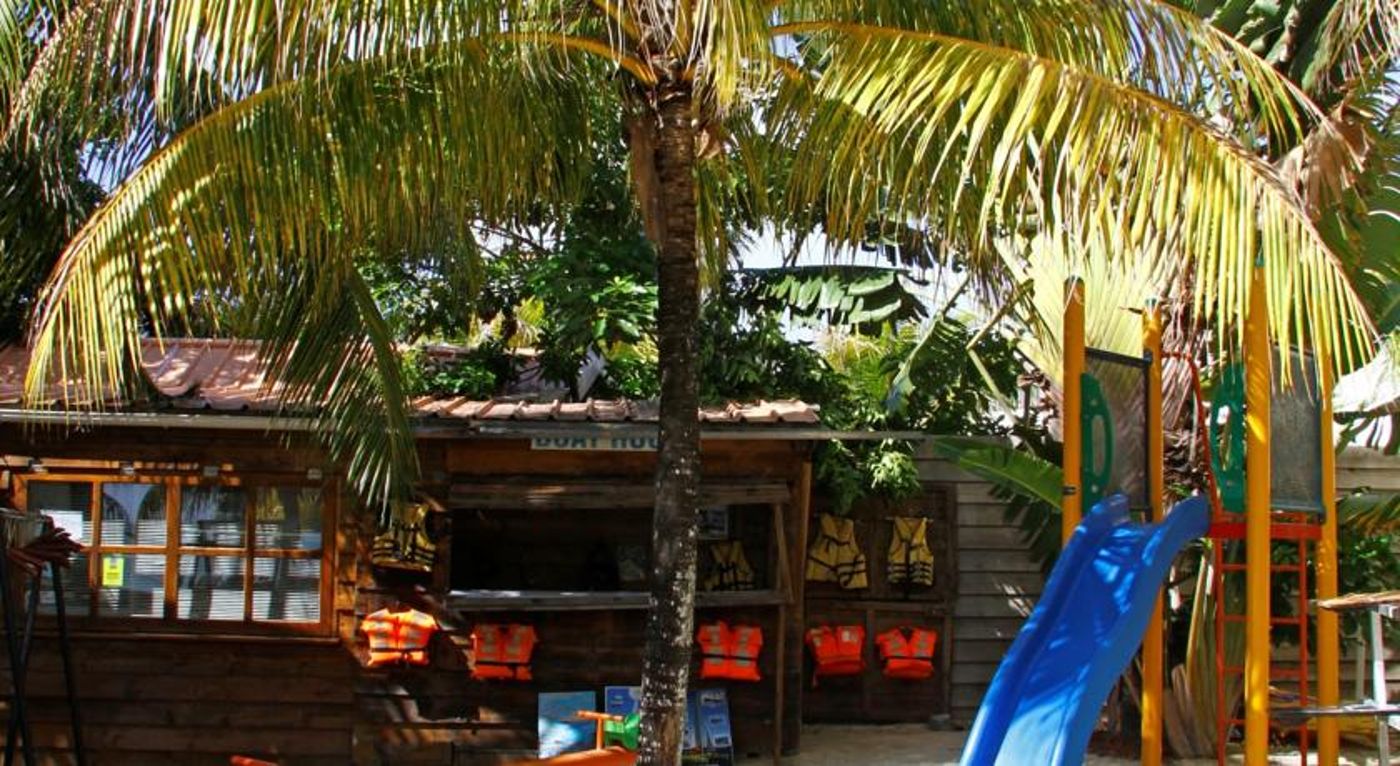 Hibiscus Beach Resort & Spa