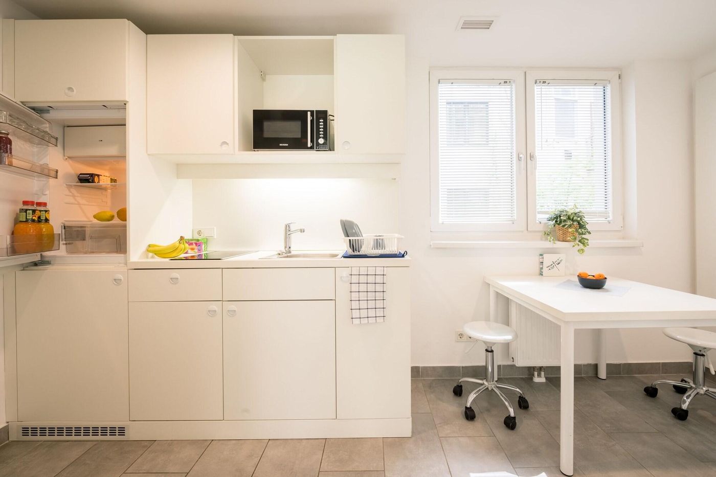 Dean-s-Home-Budapest-Room-6