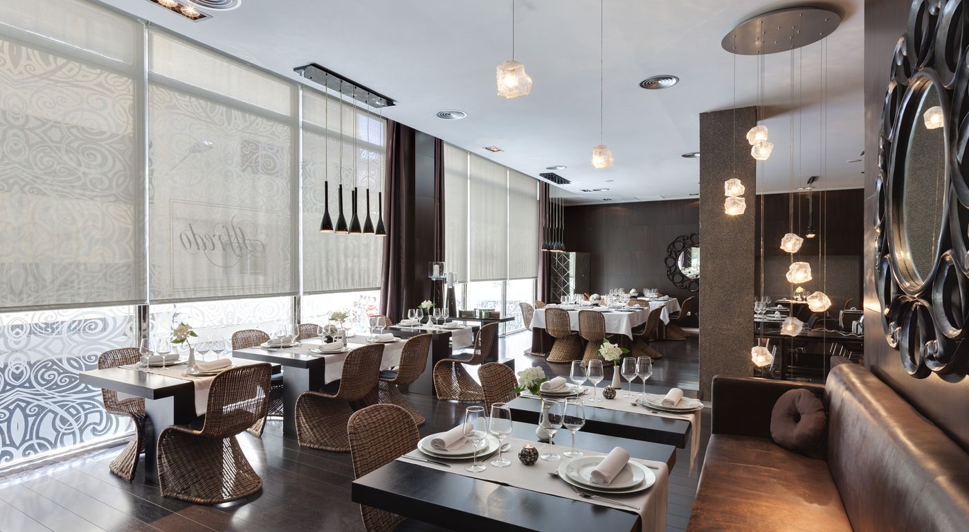 Occidental Santa Cruz Contemporaneo