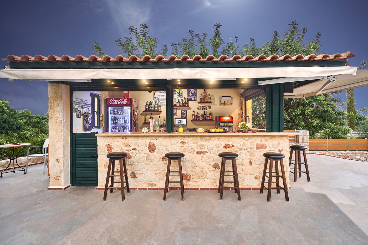 Dionysos Studios & Apartments (12)