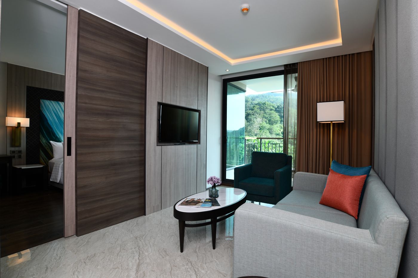 SKYVIEW-Resort-Phuket-Patong-Beach-Room-14