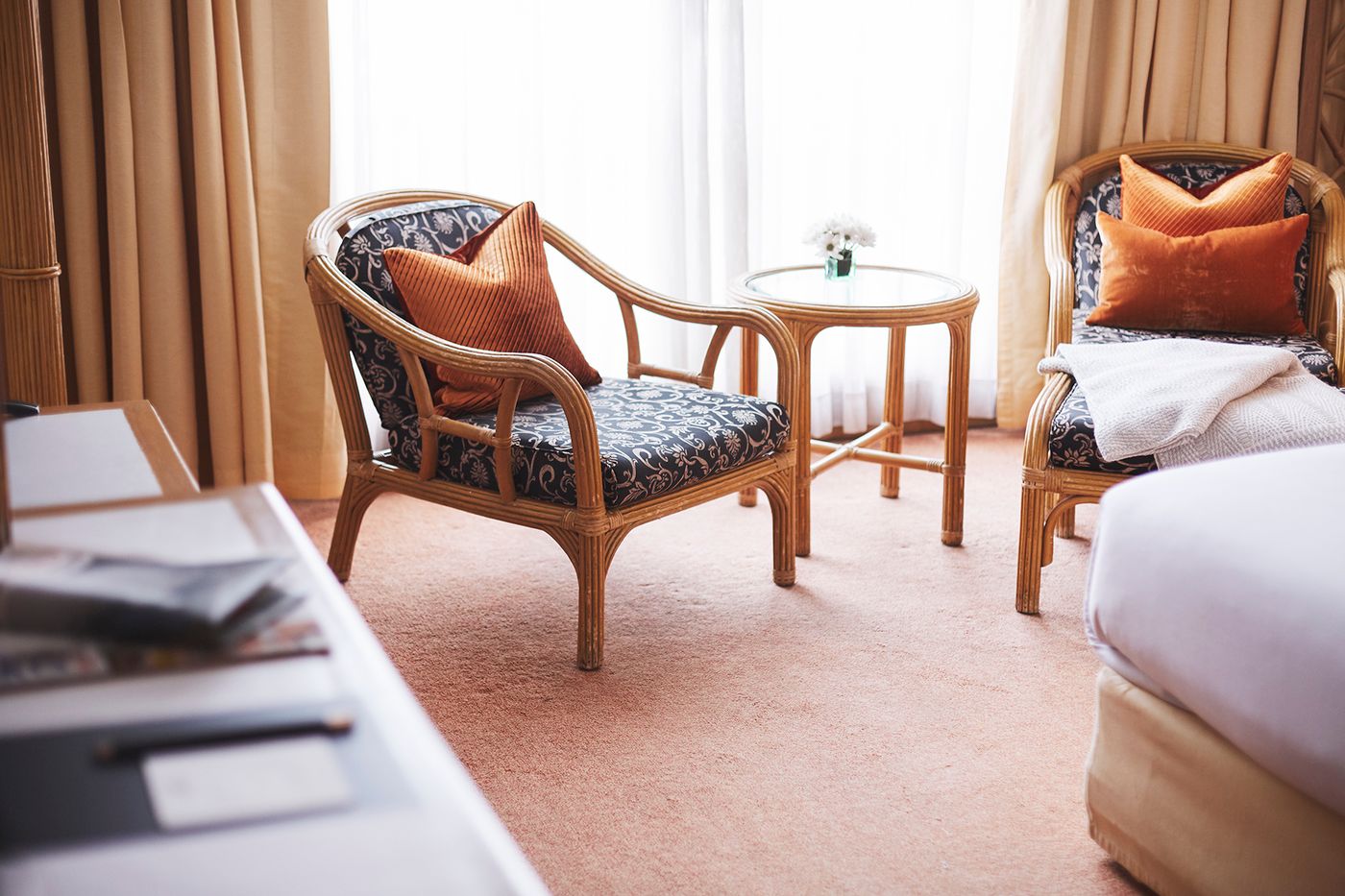 Montien-Hotel-Surawong-Room-36