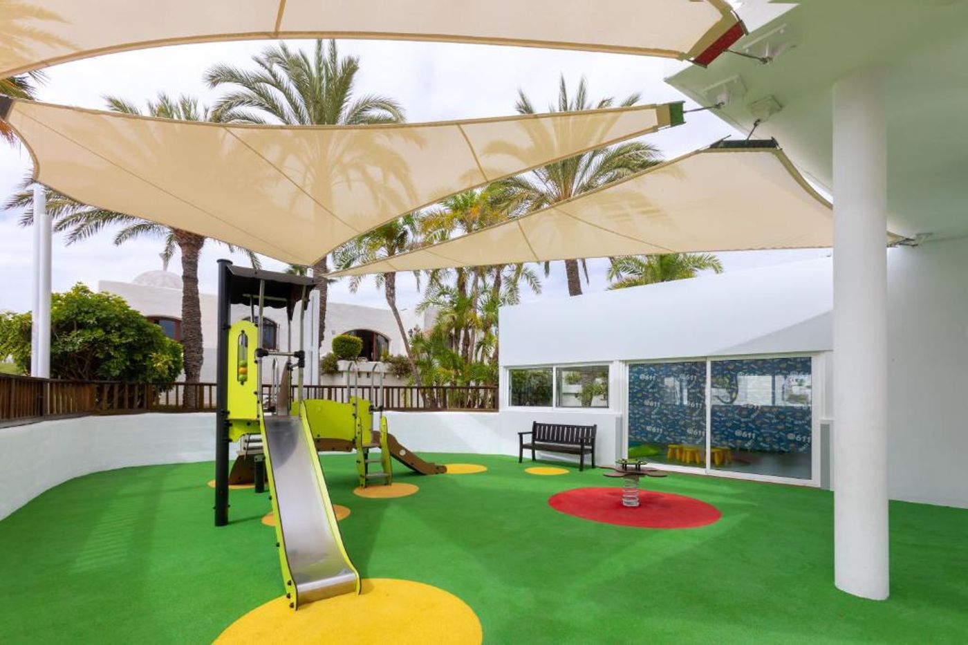 Hd-Parque-Cristobal-Tenerife-Sports-and-Entertainment-53