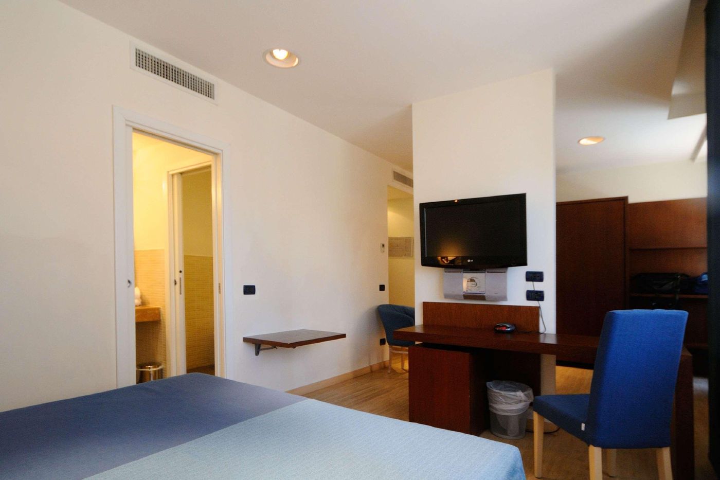 Best-Western-Globus-General-view-19