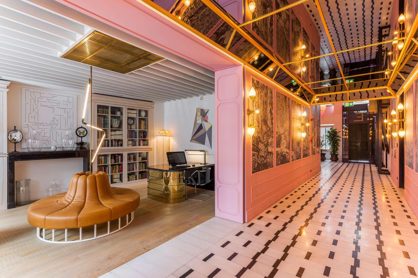 Room-Mate-Emir-Lobby-14